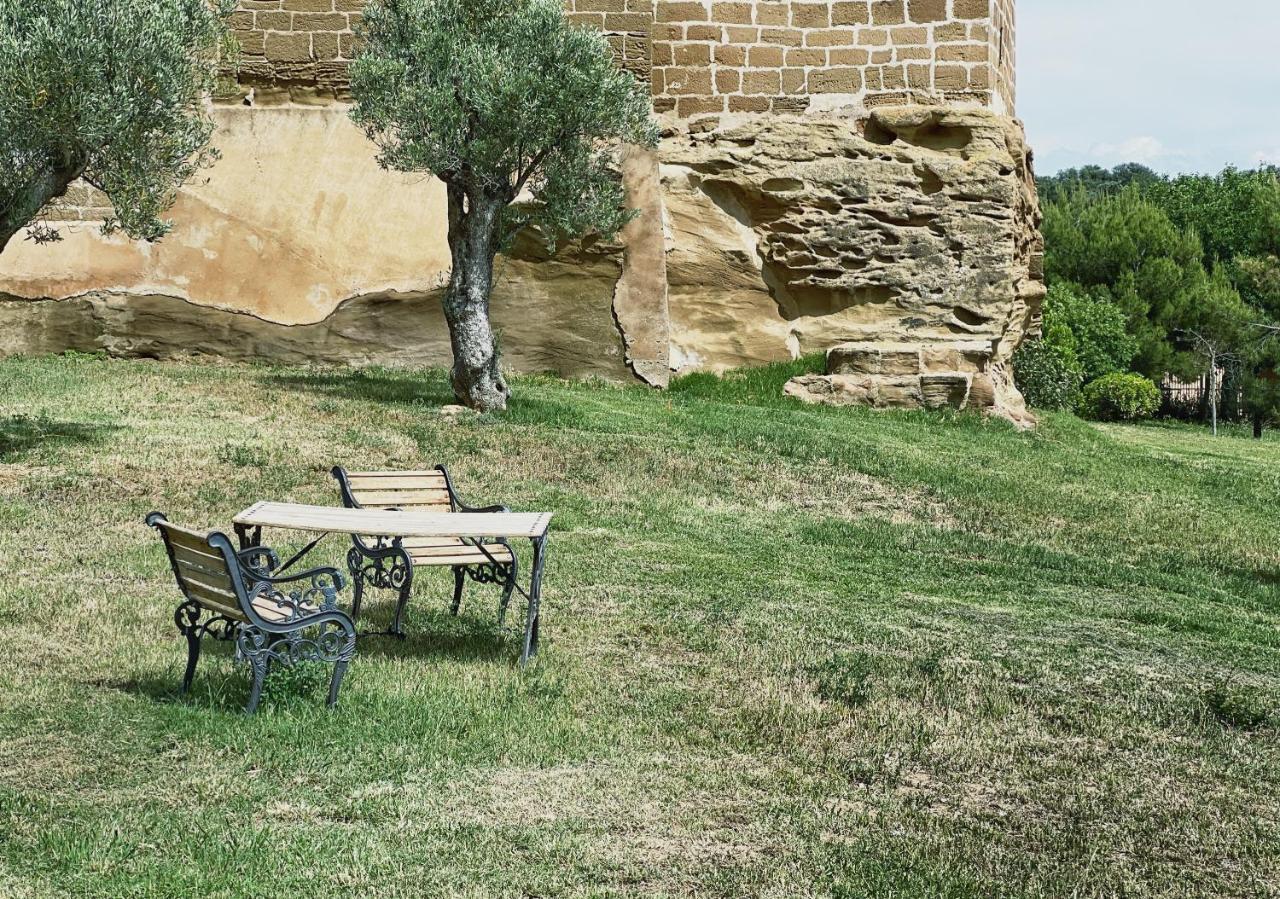Castillo De Corvinos Huesca Exterior photo